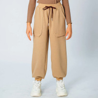 Брюки для мальчика DELORAS артикул 55414 размер 34/134-44/164 цвет бежевый