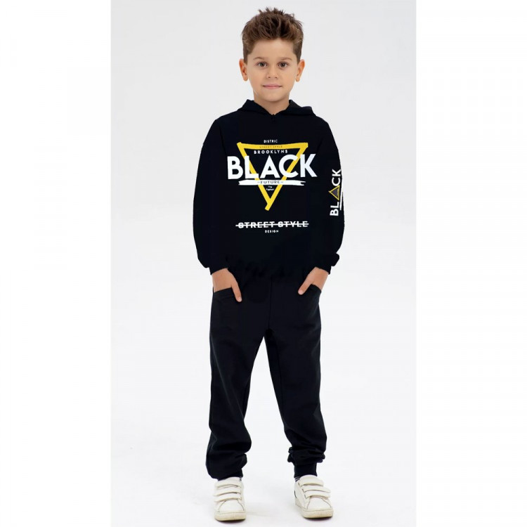 яяяКостюм спортивный для мальчика арт.Black размерный ряд 32/128-40/152 цвет черный