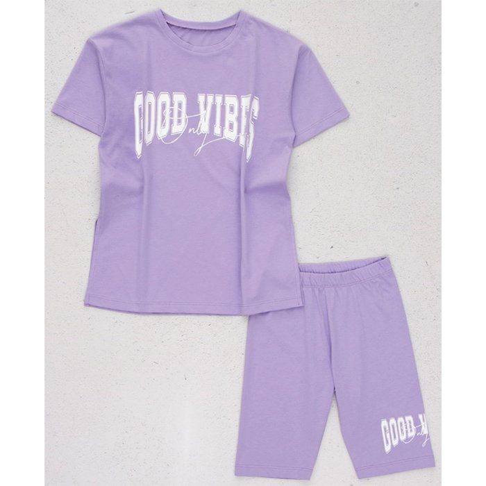 Комплект для  девочки  артикул DMB 2797 размер 30/122-42/158 (футболка+бриджи) цвет лиловый