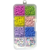 Набор бусин (deVENTE) пластиковые 3 мм круглые бусины глянец, ассорти, 5 мм бусины-буквы кубики, в пластиковом контейнере арт.8001426
