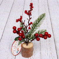 Композиция новогодняя настольная на пеньке "Зимние ягоды на пеньке" 30*12см арт.201-1283
