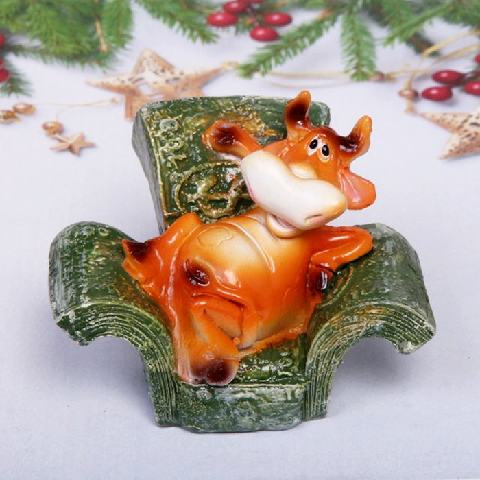 Статуэтка СГ "Бычок Жорик в денежном кресле" 7см арт.541-311