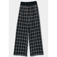 Брюки для девочки  артикул  Deloras 21944 размер 34/134-44/164 цвет черный в клетку