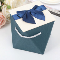 Коробка подароч. 15*15см арт.2951854